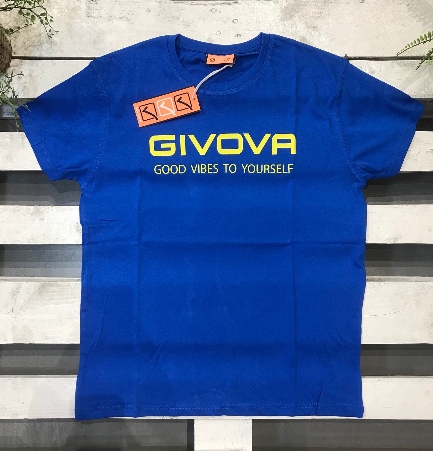 T-Shirt GIVOVA