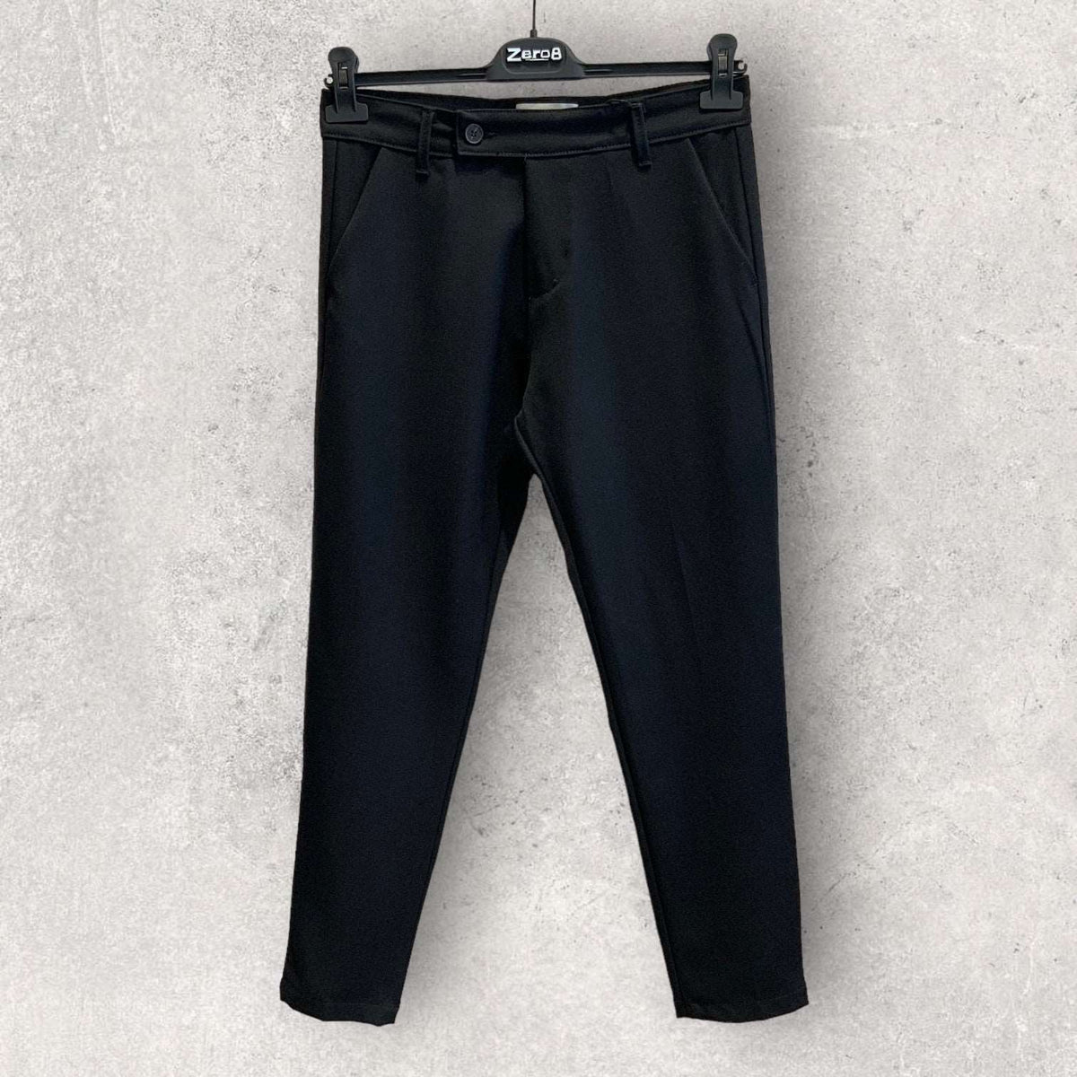 Pantalone invernale uomo nero slim fit Made in Italy - dettaglio tessuto