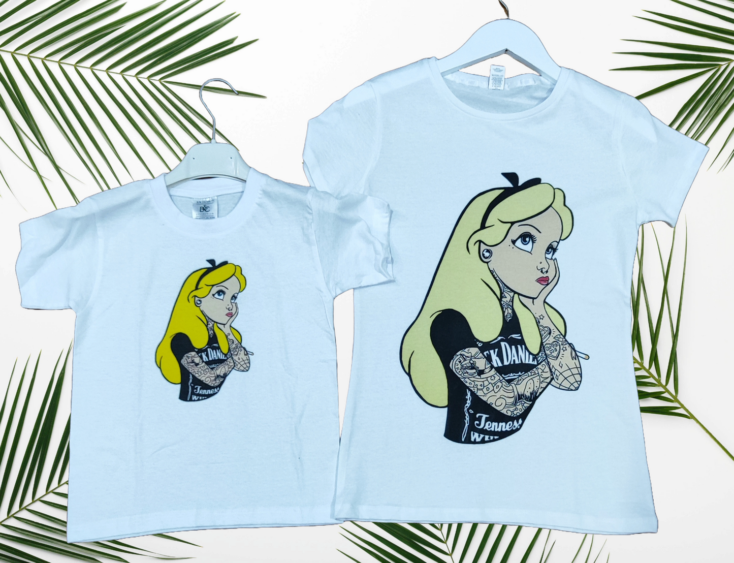 T-Shirt Mini Me Alice nel Paese dei Tattoo – Bambini e Adulti Made in Italy