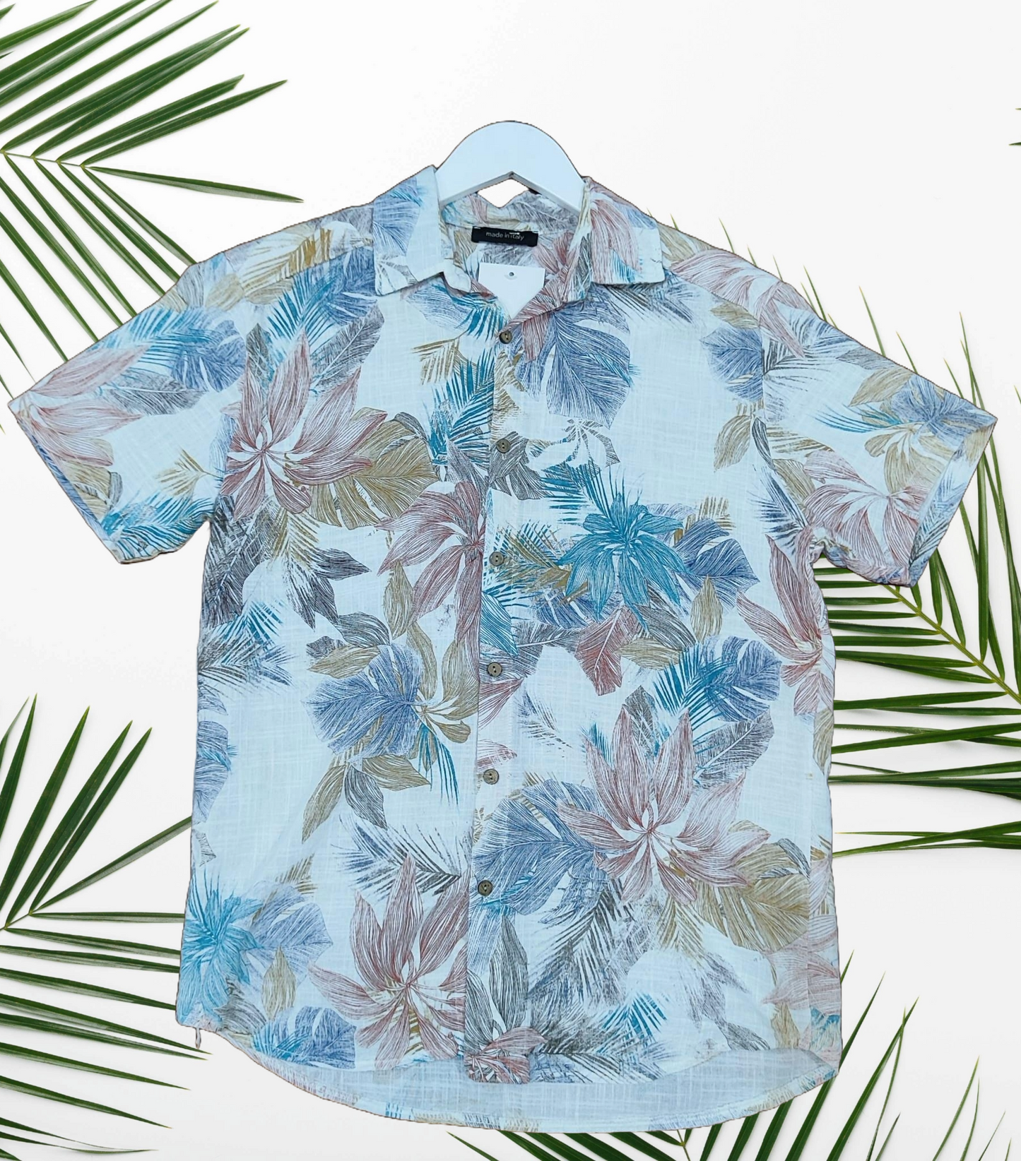 Camicia uomo in lino mezza manica base bianca con stampa a floreale colori pastello - Made in Italy, stile estivo elegante