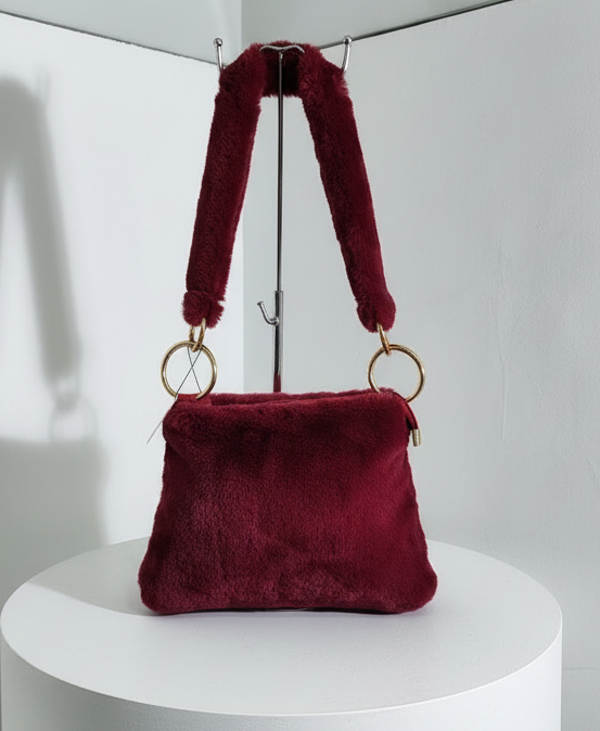Borsa a Spalla Soffice in Pelliccia Sintetica - Elegante Accessorio Invernale