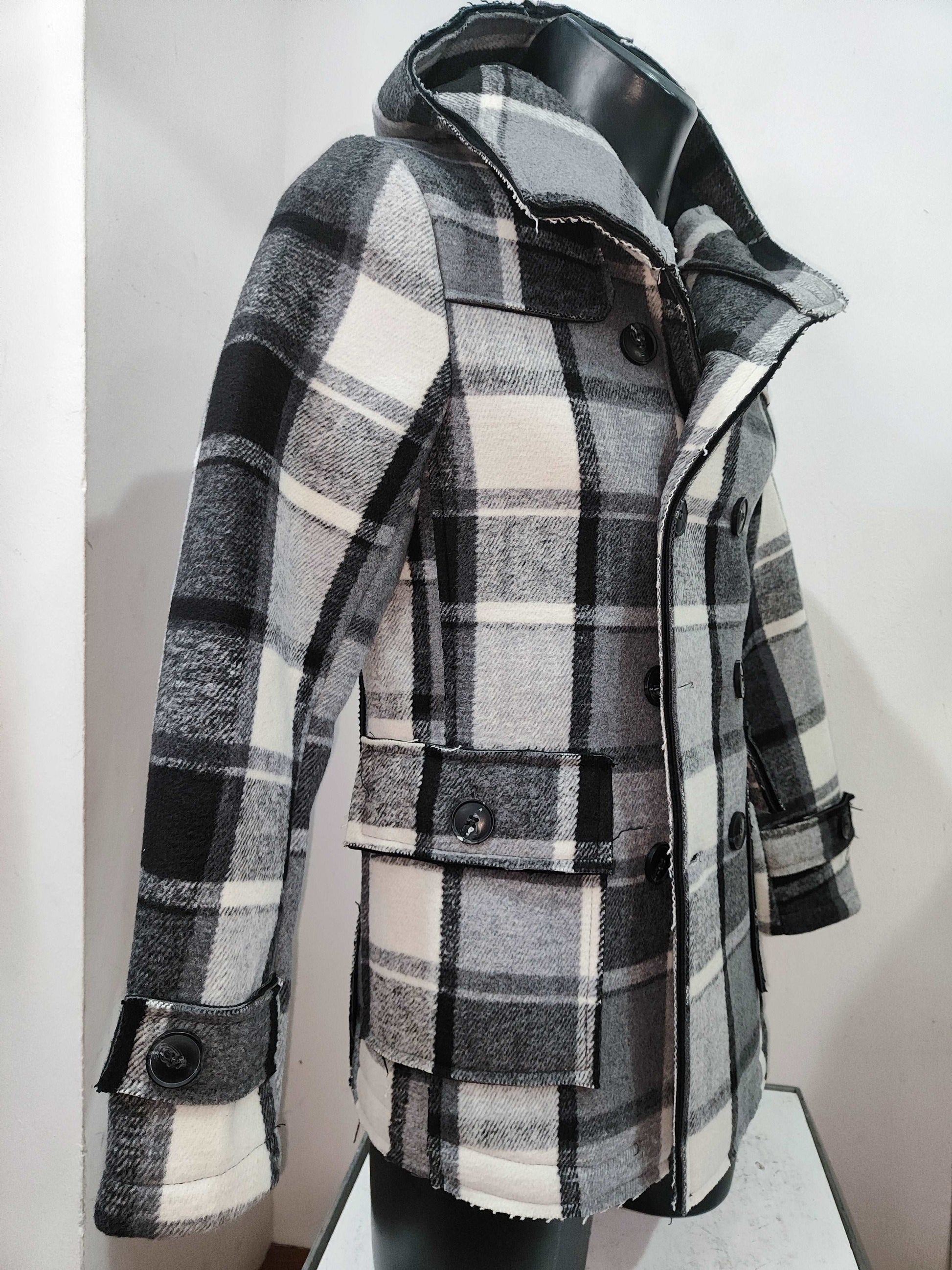 GIACCONE DOPPIOPETTO CON CAPPUCCIO