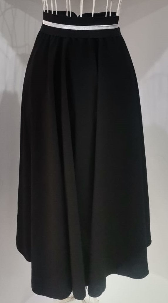 Gonna Invernale Nera con Bande Laterali Bordò e Dorate