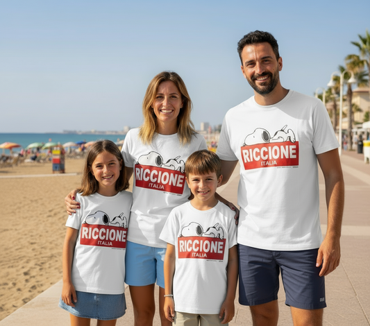 T-Shirt Mini Me Snoopy a Riccione – Bambini e Adulti Made in Italy
