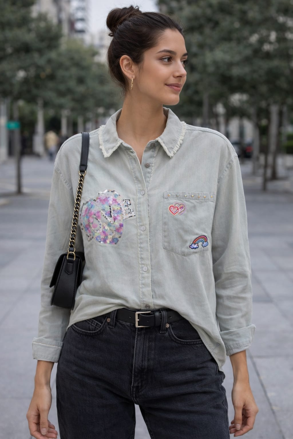 Camicia Jeans Donna con Patch Decorative Made in Italy