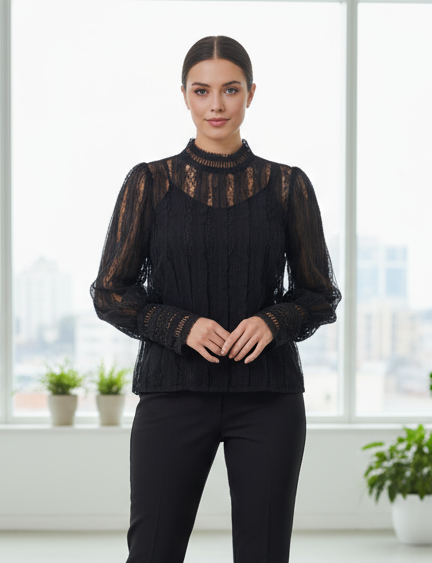 Camicetta in Pizzo Nero da Donna – Eleganza e Stile Made in Italy Taglie S/M – L/XL