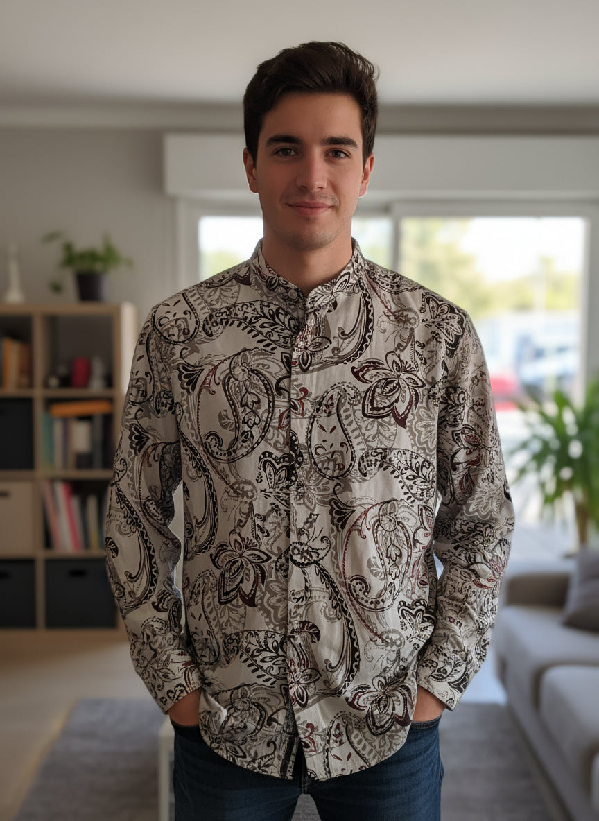 Camicia uomo in viscosa con collo coreano e fantasia paisley – Made in Italy – Taglie S-XXL