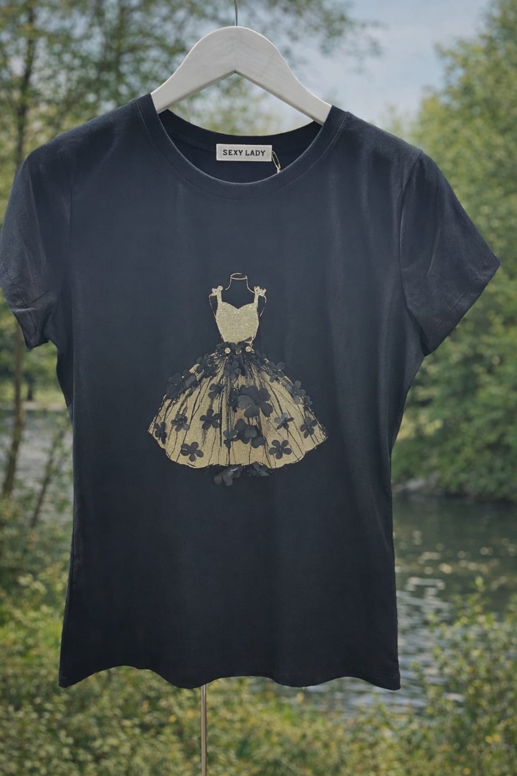 T-shirt donna Made in Italy cotone premium - Dettaglio qualità I Narcisi
